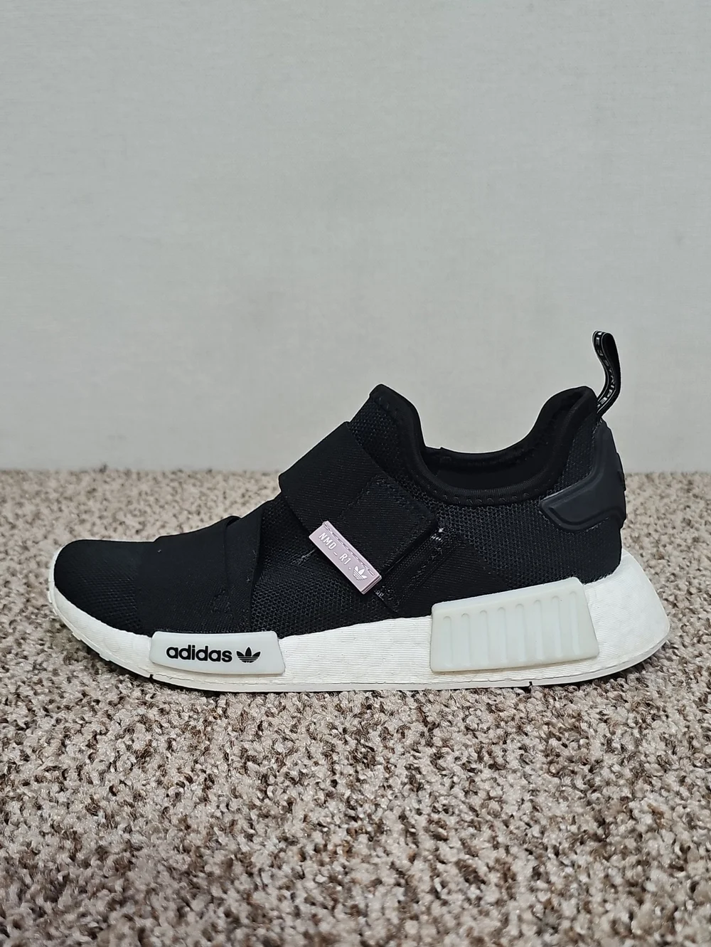 ADIDAS NMD R1 WOMENS SNEAKERS BFPM-08-048